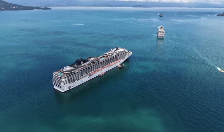 Ilhabela recebe 12 mil visitantes em navios