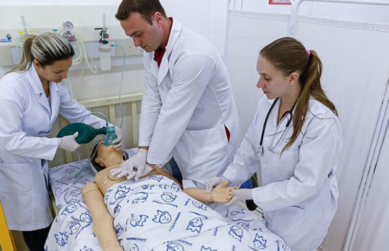 Prefeitura e Colégio Tableau lançam bolsa de estudos para cursos técnicos