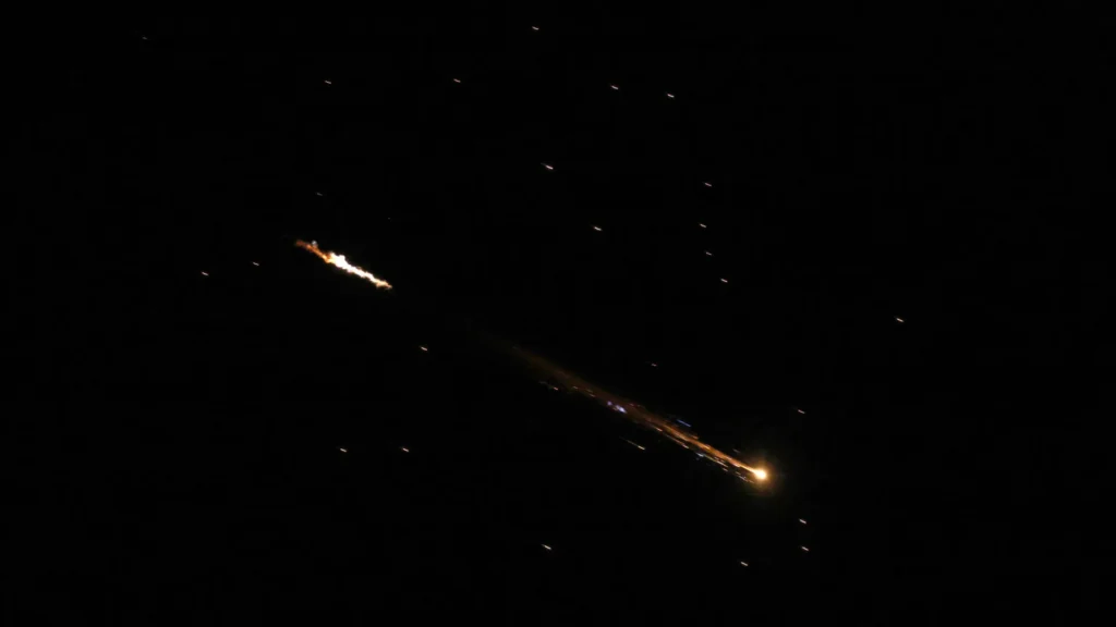 Huthis do Iêmen atacam sul de Israel com mísseis balísticos