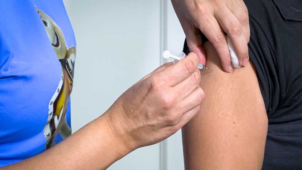 Vacinação contra influenza começa em Caraguatatuba neste sábado