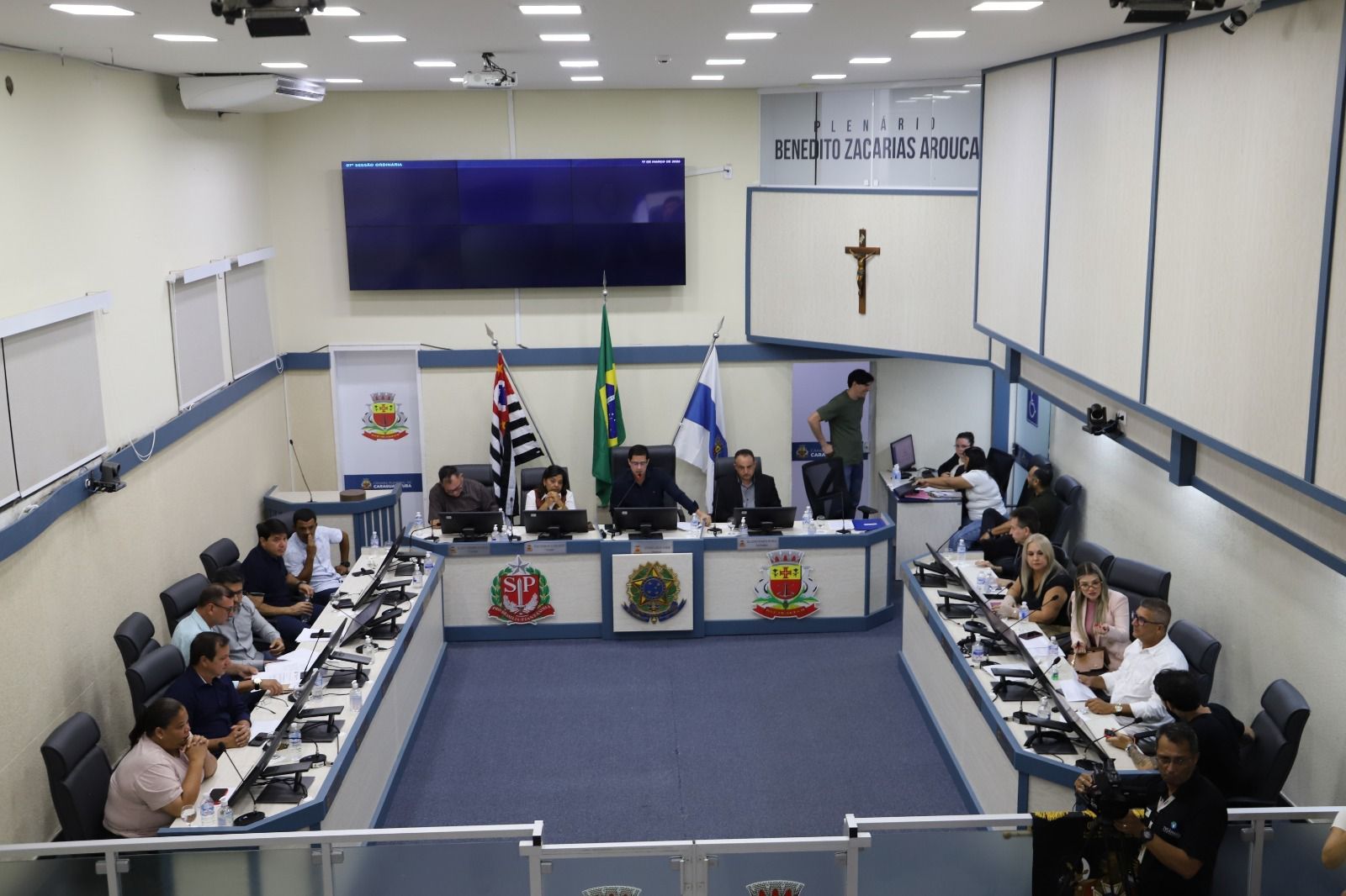 Câmara de Caraguatatuba aprova programa que reforça controle na emissão de atestados