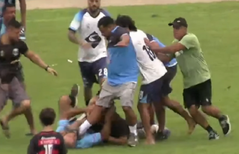Árbitro é agredido em decisão da Copa