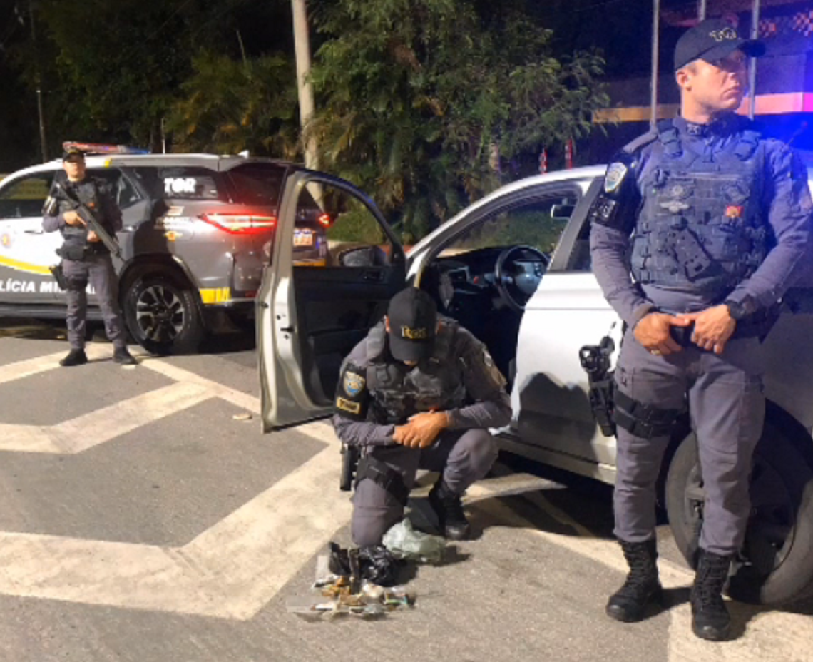 Polícia intercepta carga de haxixe 'dry' na Tamoios