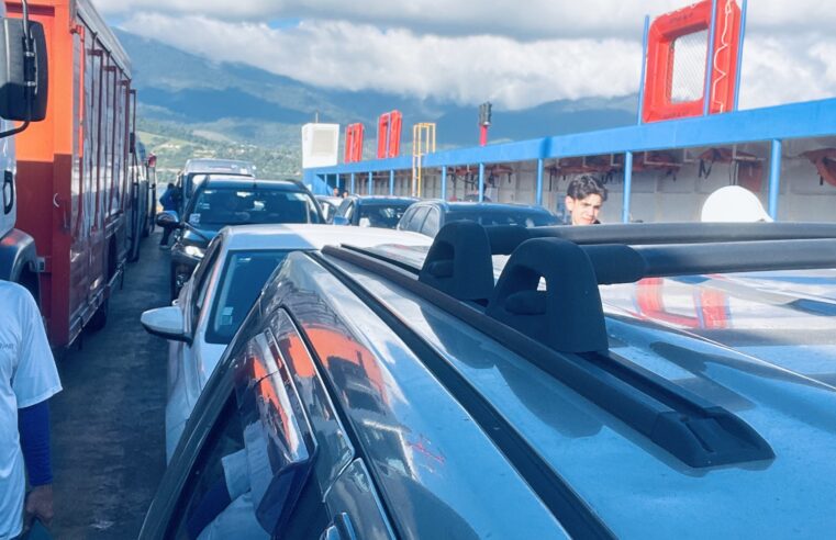 Boca no Trombone Litoral – Balsa da travessia de Ilhabela quebra, faz 40 minutos de perrengue e reacende debate da privatização