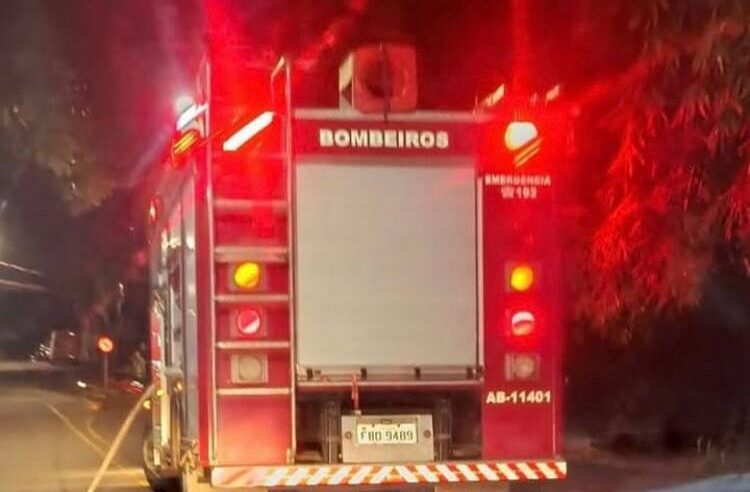 Incêndio em Ilhabela deixa vítima carbonizada