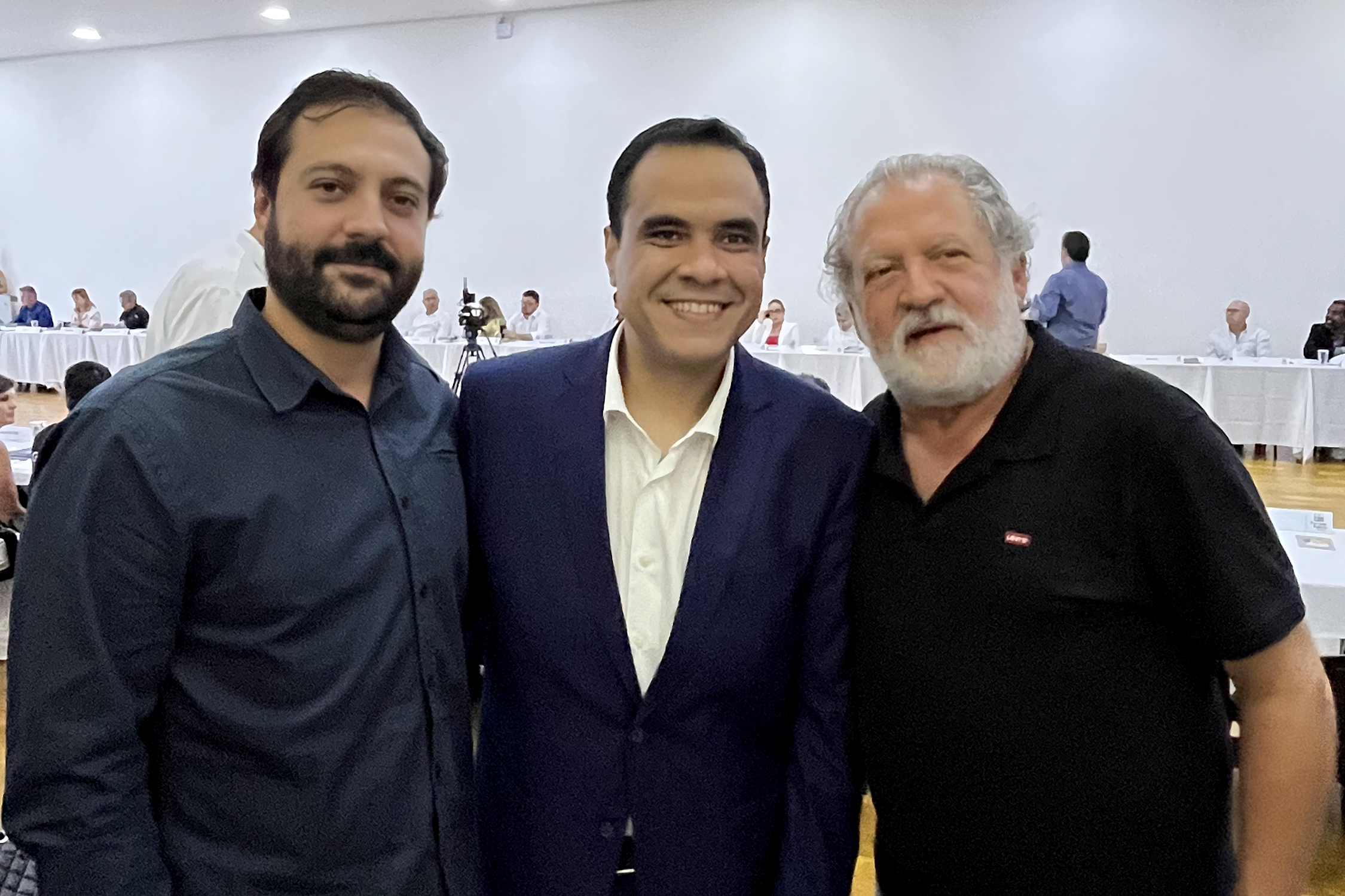 Ilhabela recebe ministro do Turismo e se destaca nacionalmente