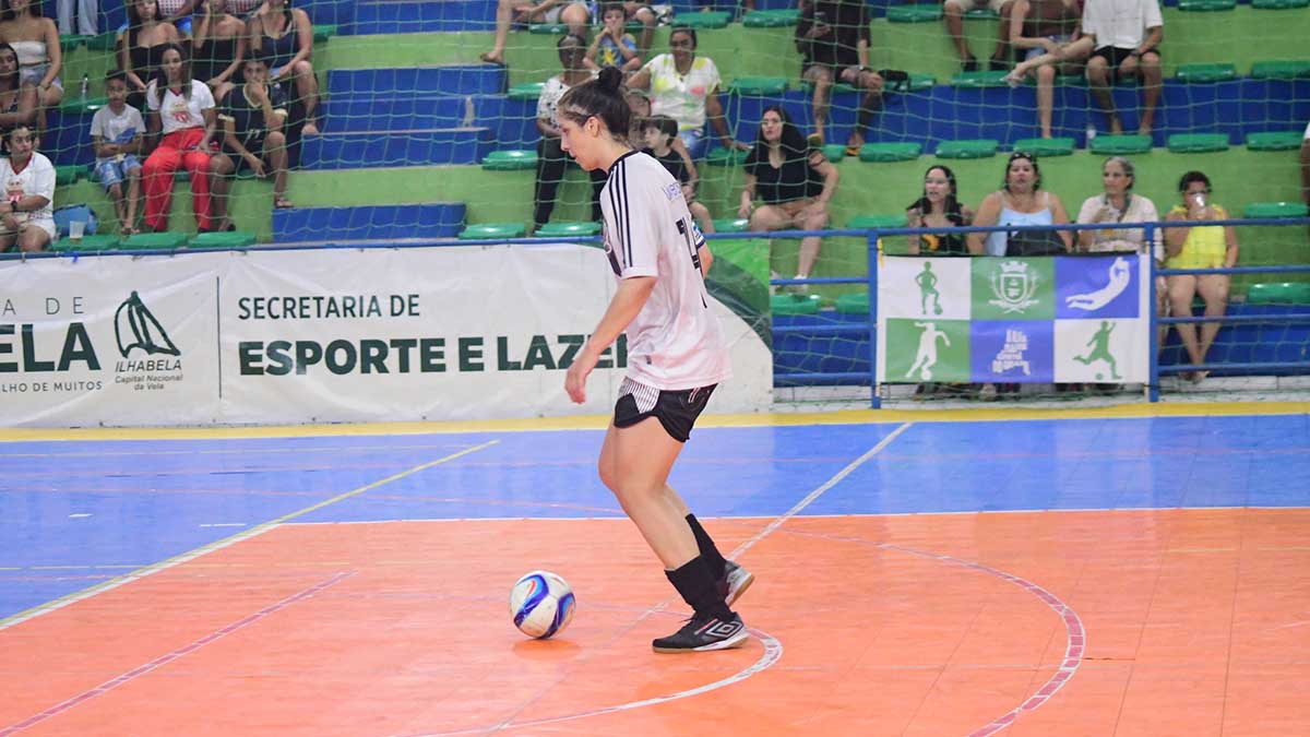 Ilhabela realiza primeira Taça Mulheres da Ilha de Futsal