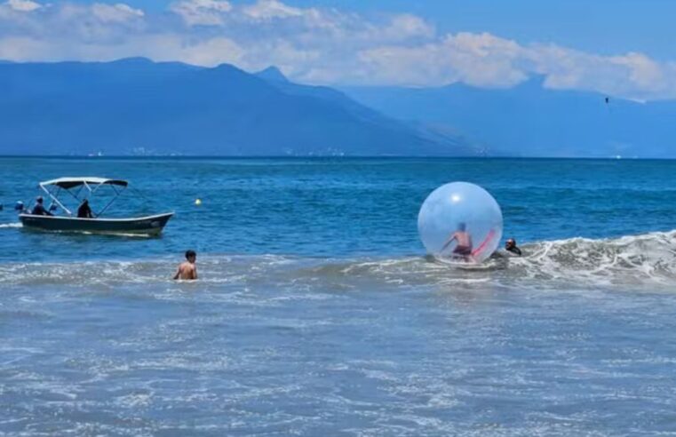 Bolhas infláveis caem em Ubatuba sem autorização