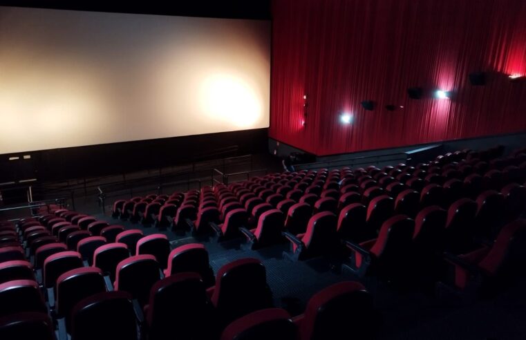 Cine Roxy dá ao Oscar um chefe solidário em São Vicente