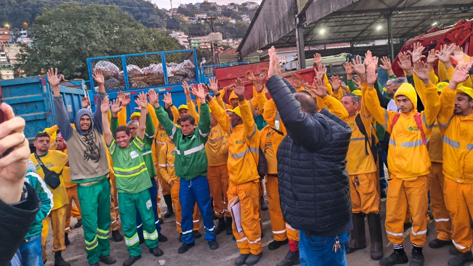 Greve do lixo chega ao fim na Baixada Santista