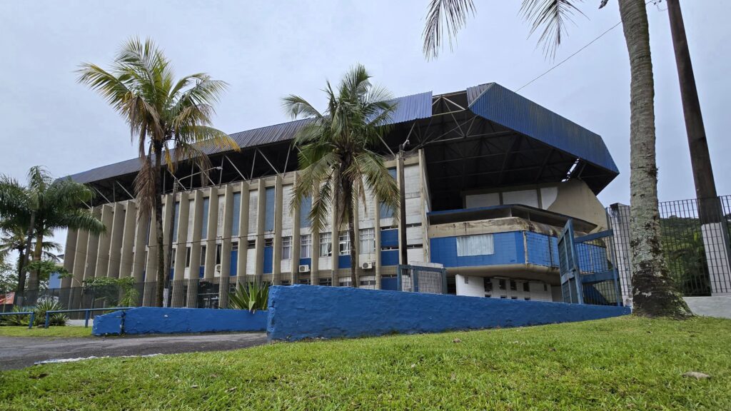 Guarujá promove aula gratuita de defesa pessoal feminina