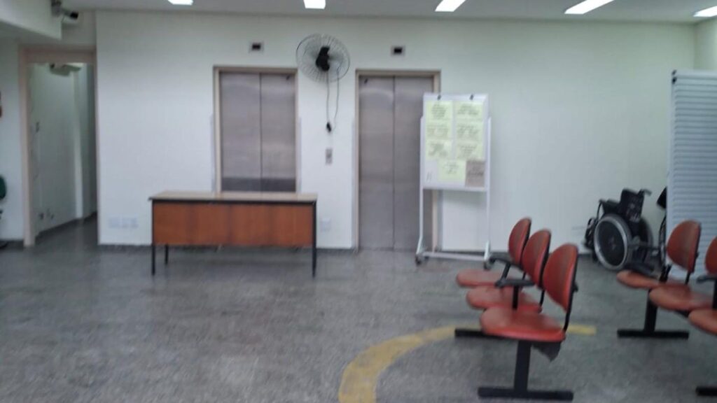 Hospital retoma atendimentos em Santos após obras