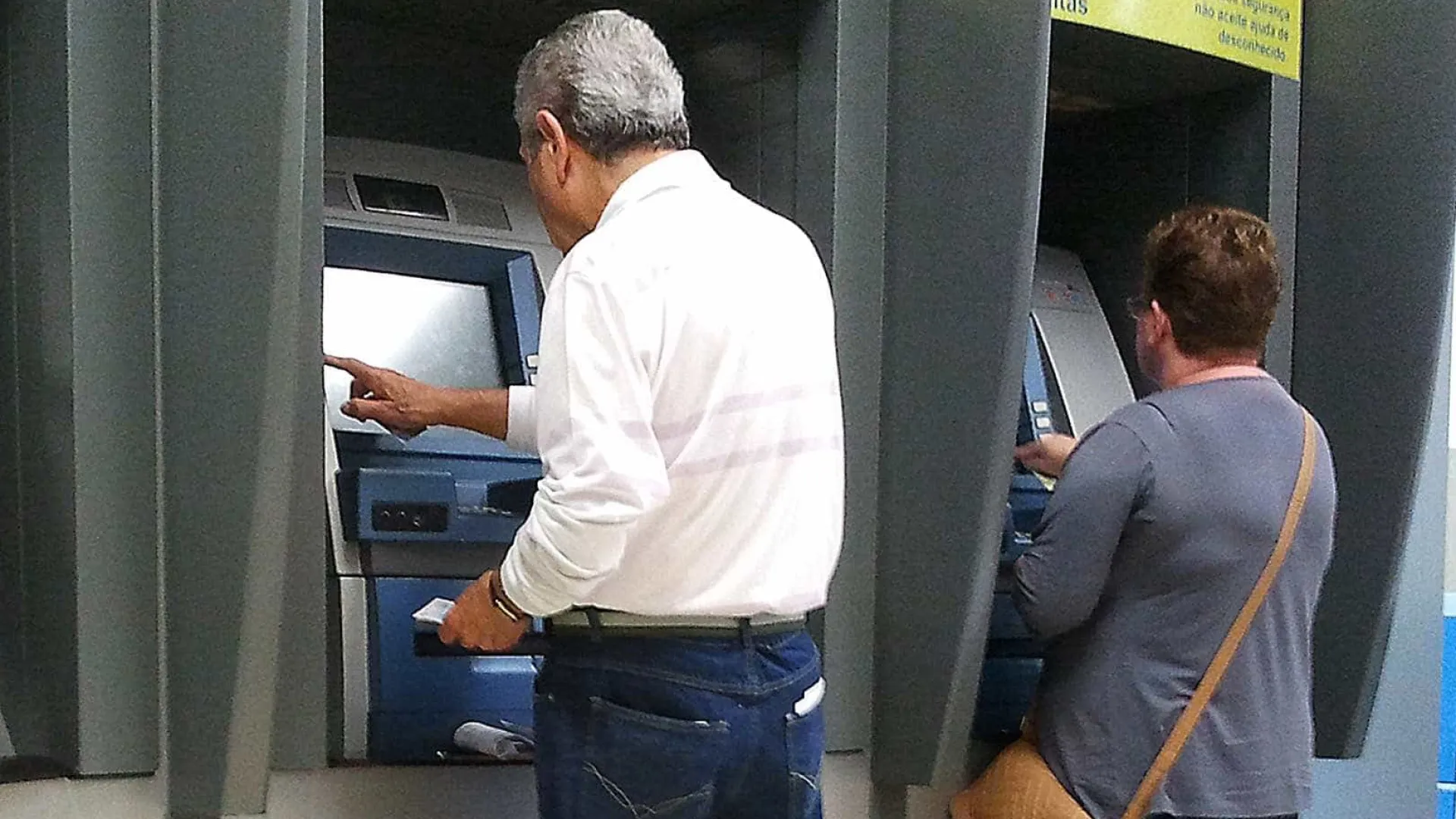 Bancos alertam sobre golpe do falso gerente