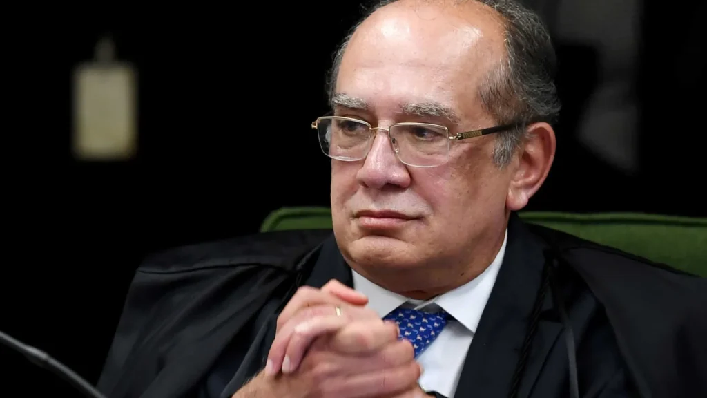Vorcaro permanece preso após decisão unânime do STF