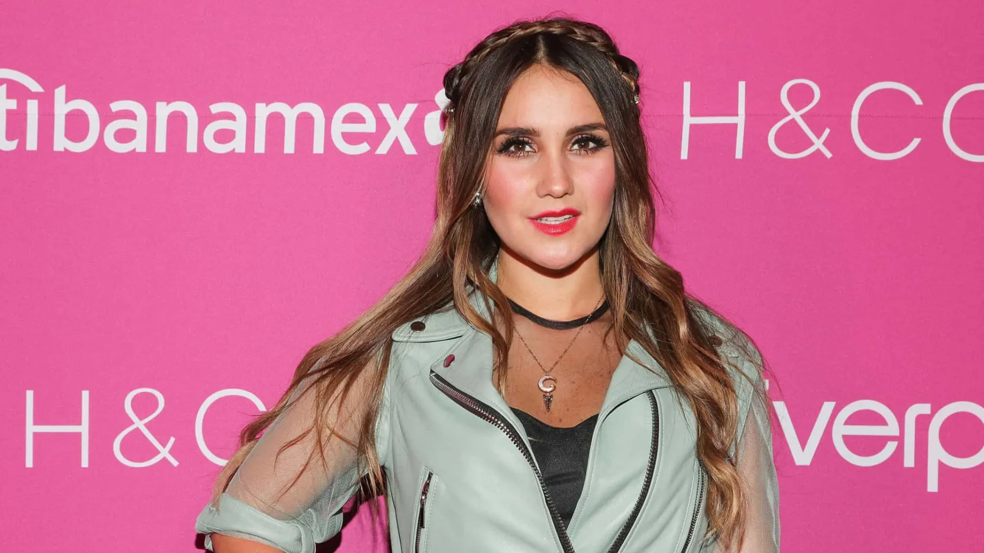 Dulce María RBD comemora nascimento da segunda filha