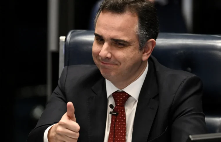 MDB pressiona Pacheco a entrar no partido em MG