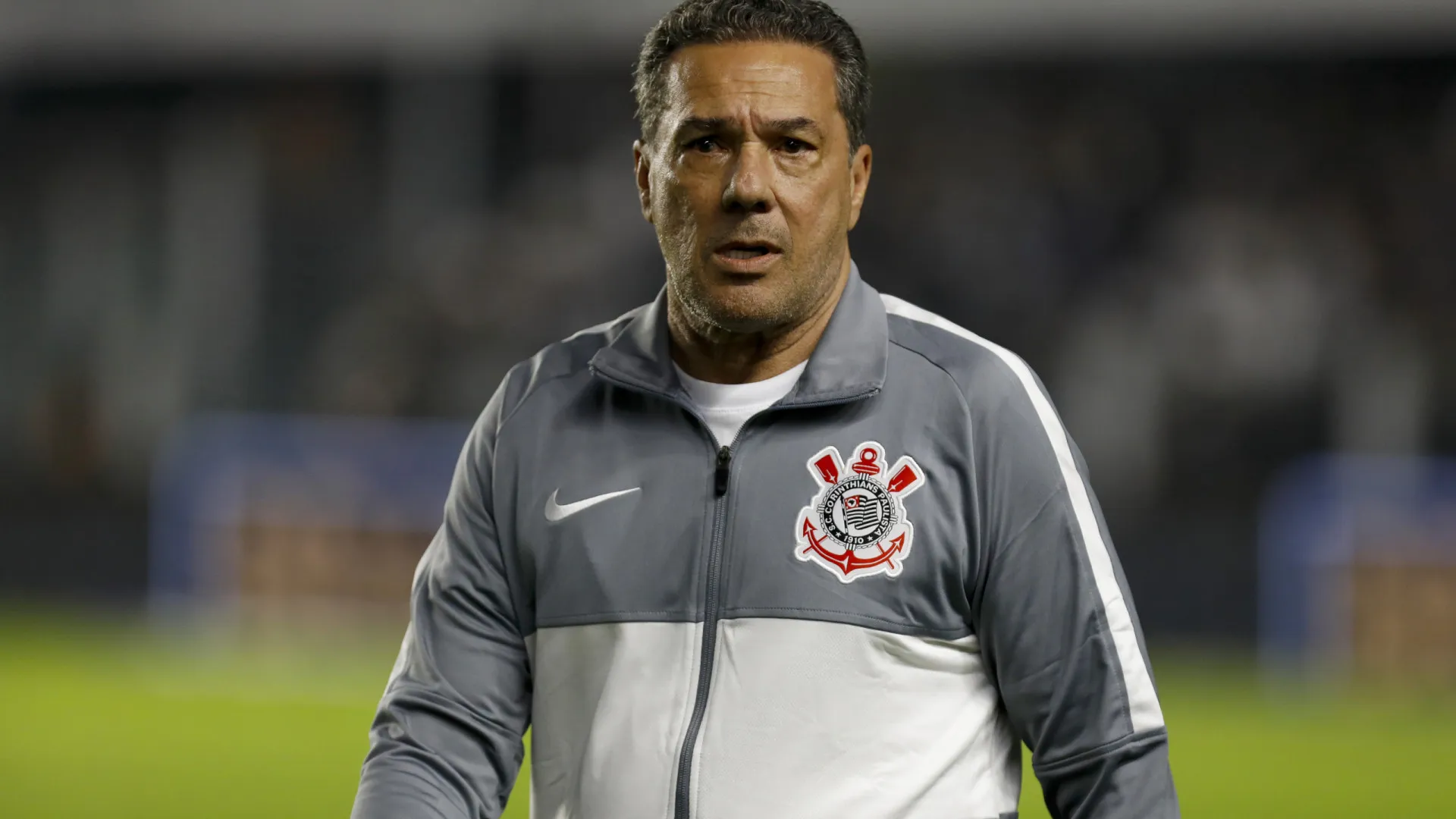 Vanderlei Luxemburgo permanece na UTI com infecção pulmonar
