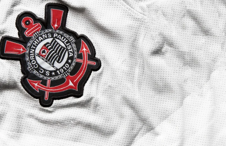 Corinthians afasta presidente do conselho deliberativo após reunião tensa