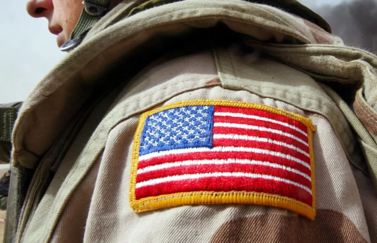 EUA elevam idade máxima de alistamento para 42 anos