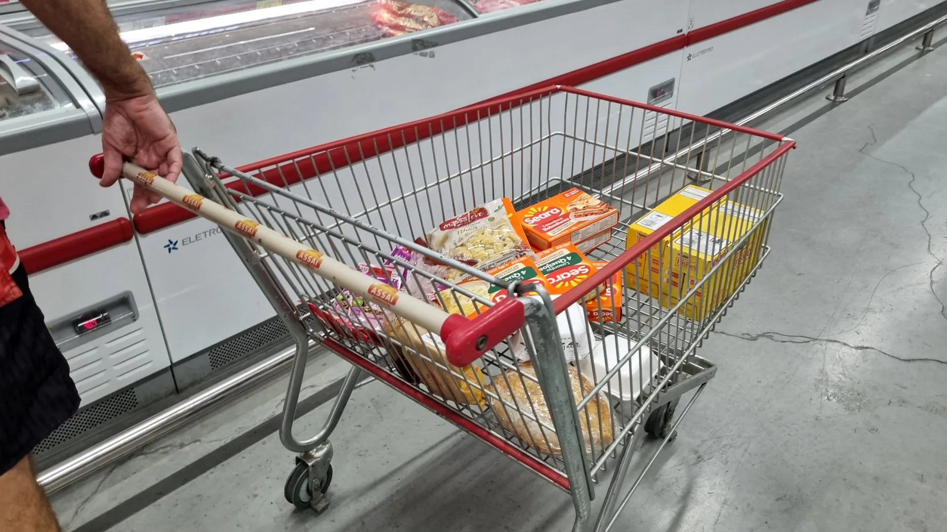 Inflação em alta, mas ainda abaixo do teto permitido