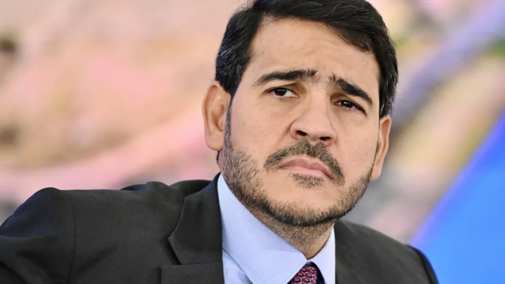 Lula pode enviar nome de Messias ao Senado com apoio de ministros