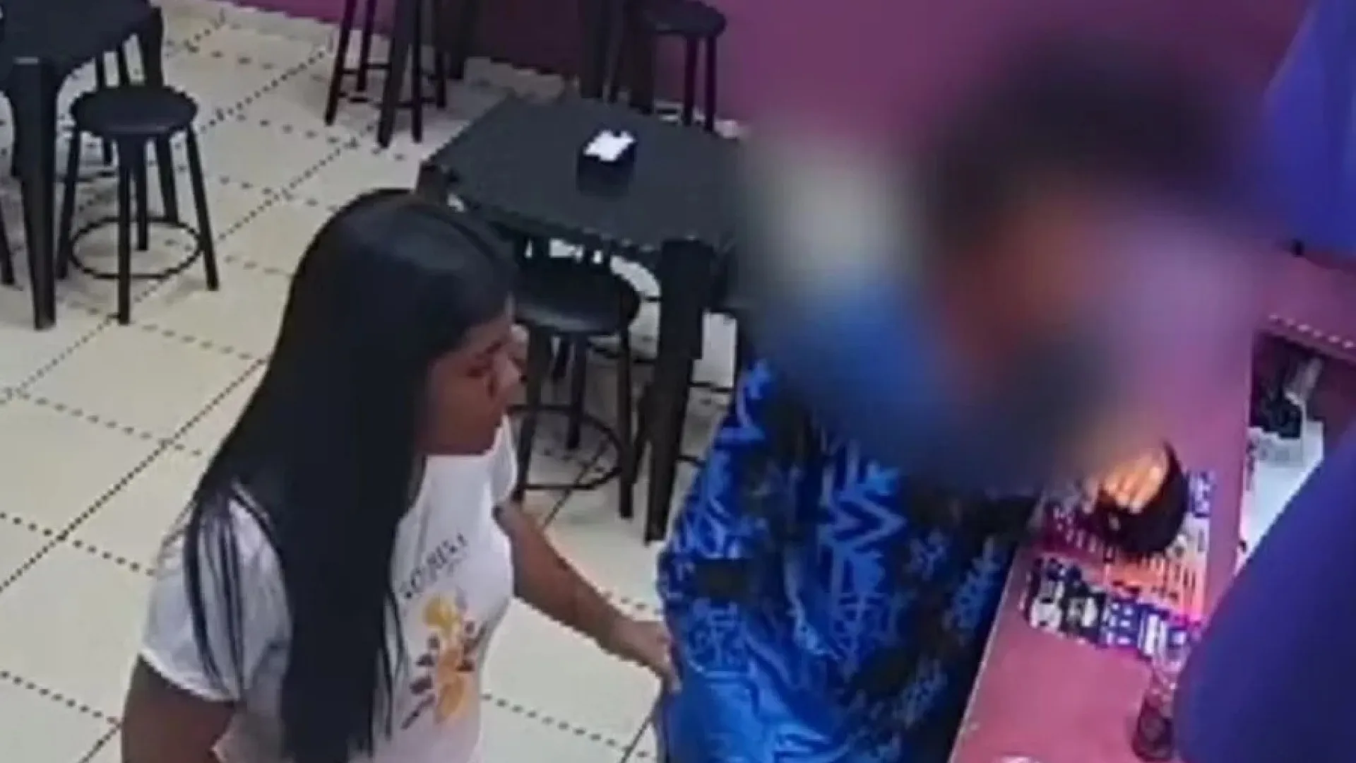 Mulher é suspeita de tentar matar namorado com veneno de rato