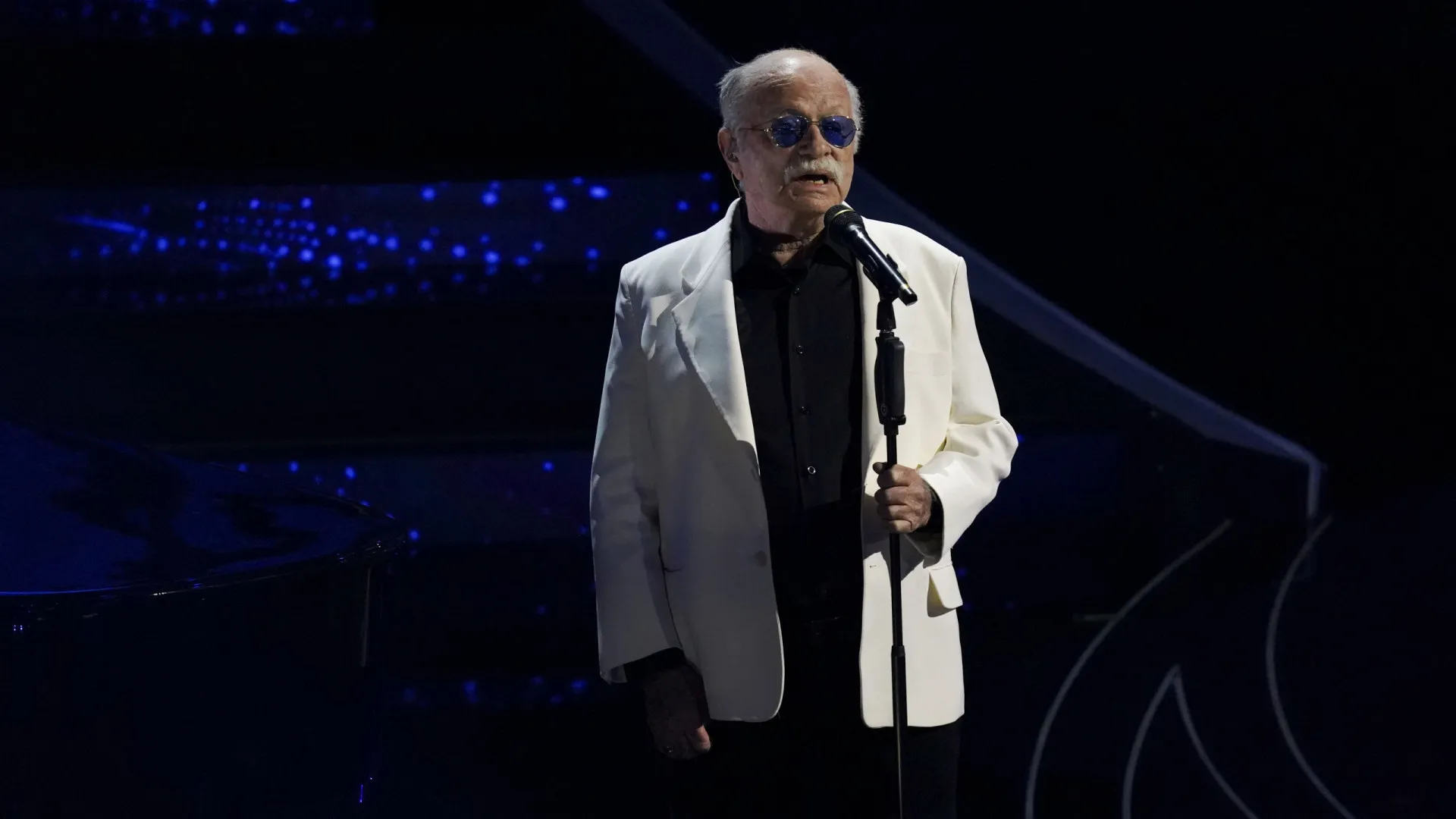 Gino Paoli morre aos 91 anos, deixando legado musical