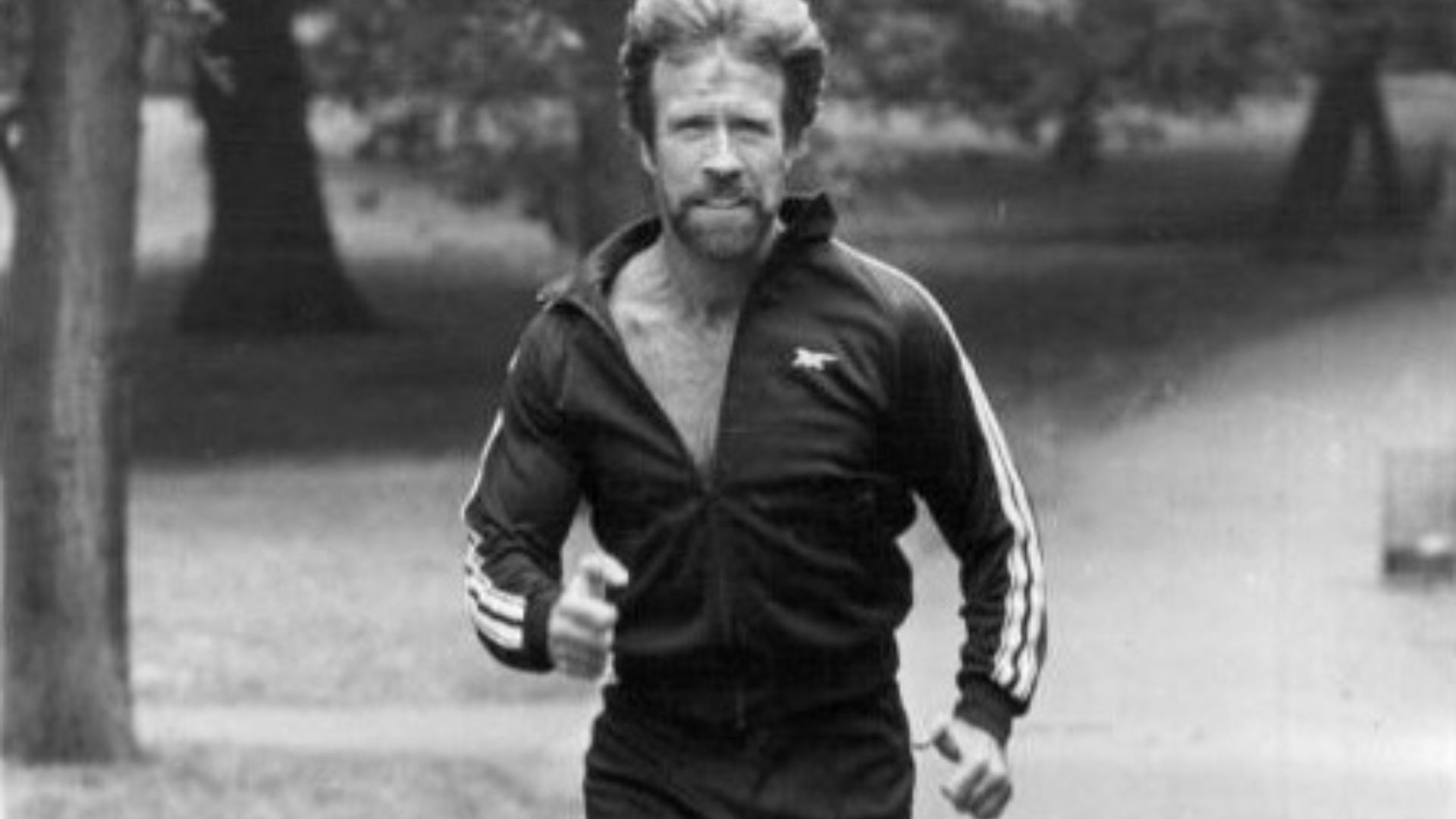 Chuck Norris morre aos 86 anos e deixa legado no cinema de ação