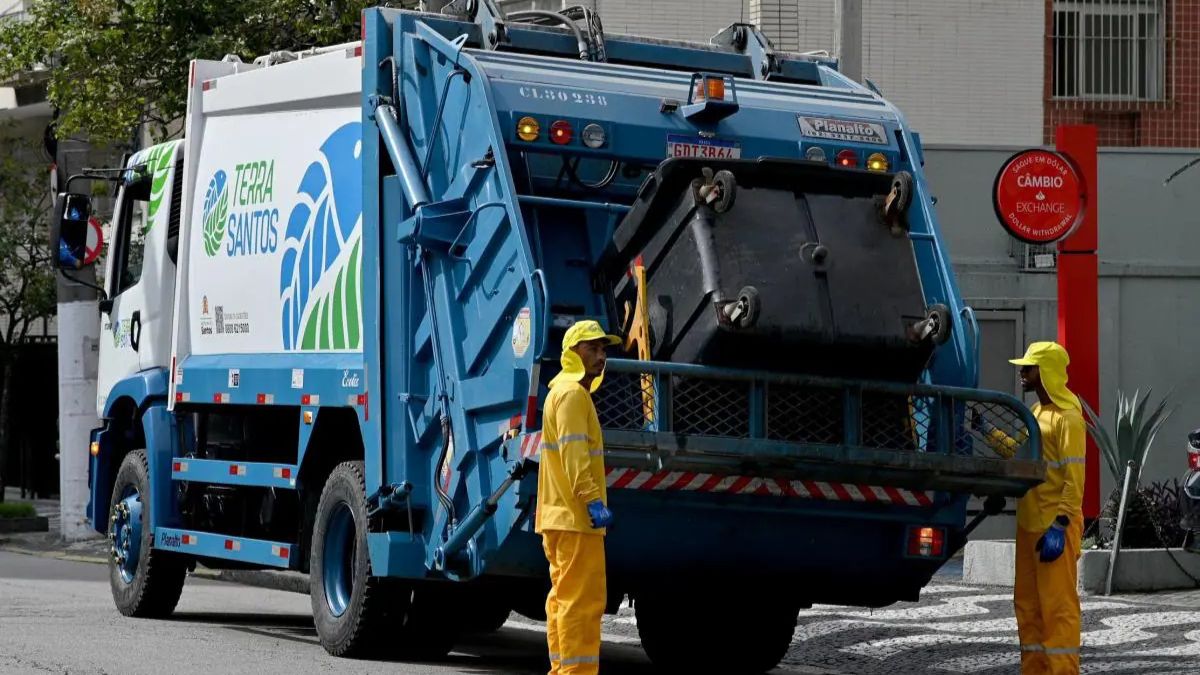 Greve da limpeza urbana é suspensa na Baixada Santista
