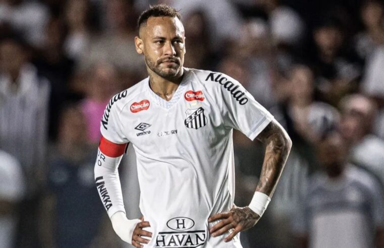 Neymar não jogará contra o Cruzeiro, diz técnico Cuca