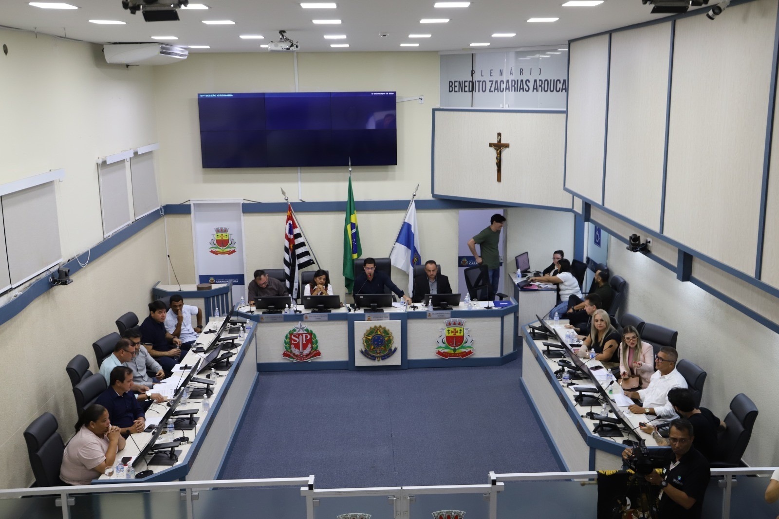 Câmara de Caraguatatuba discute projetos sobre água e diabetes