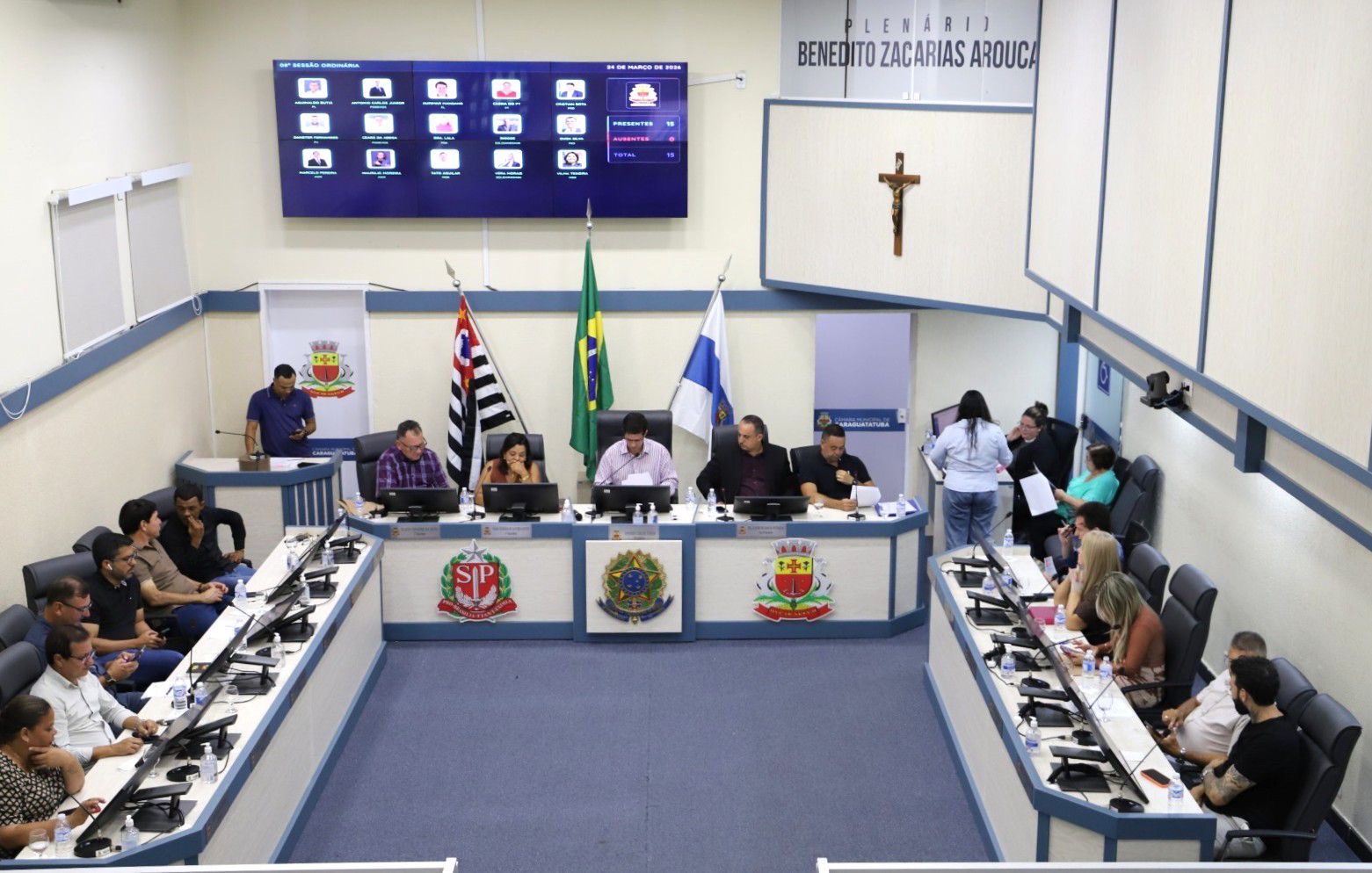 Câmara aprova medidas de água e saúde para crianças