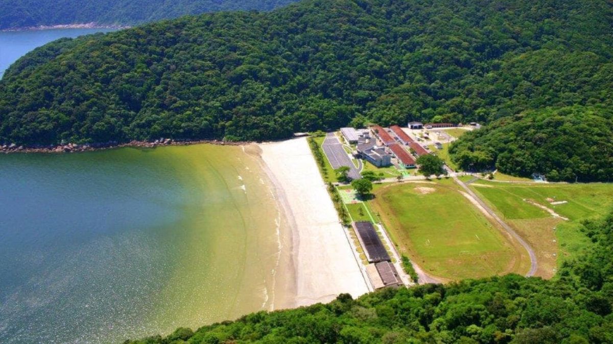 Praia do Monduba: esconderijo paradisíaco em Guarujá