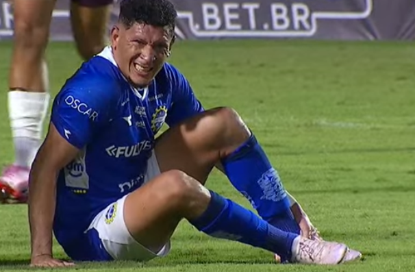 São José é surpreendido em casa e perde por 1 a 0