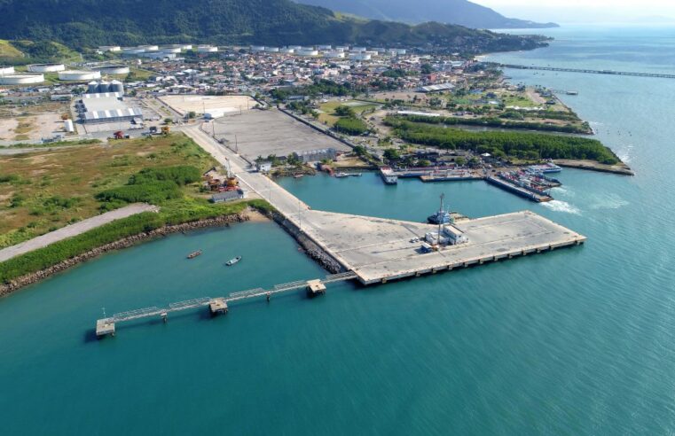 Porto de São Sebastião promove educação ambiental com estudantes