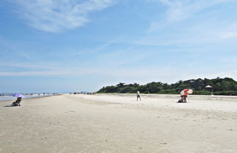 Praia de Guaratuba é um segredo em Bertioga, SP