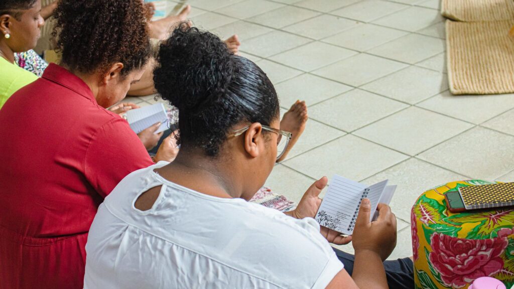 Mulheres de Bertioga se reúnem para debater violência e direitos