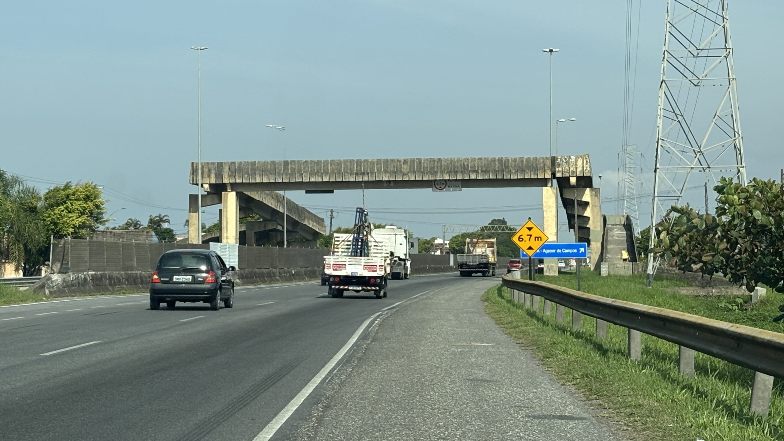 Concessionárias da Rodovia Padre Manoel da Nóbrega expostas