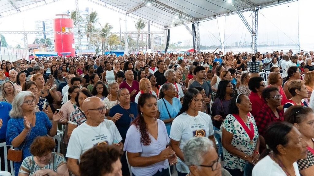 Almoço de Páscoa beneficia igreja matriz em Bertioga