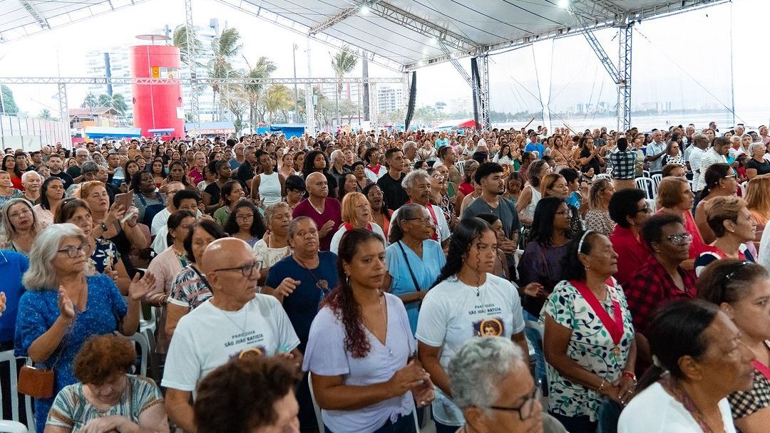 Almoço de Páscoa beneficia igreja matriz em Bertioga