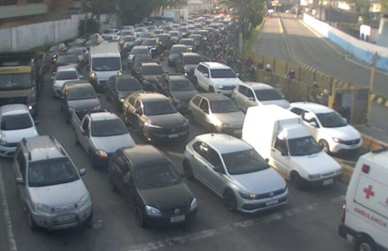 Veja como estão as travessias do litoral paulista na manhã desta quinta (26)