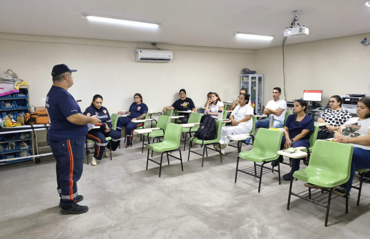 Prefeitura capacita profissionais para atendimento a pacientes graves