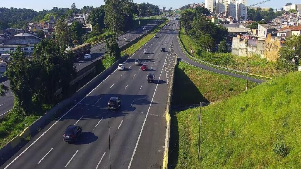 Operação de 5x5 nas rodovias do litoral paulista