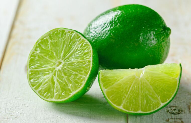 Guardar limão sem deixar resseco