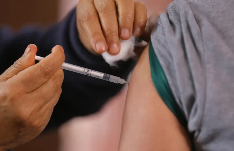 Vacina da gripe é segura, diz Ministério da Saúde