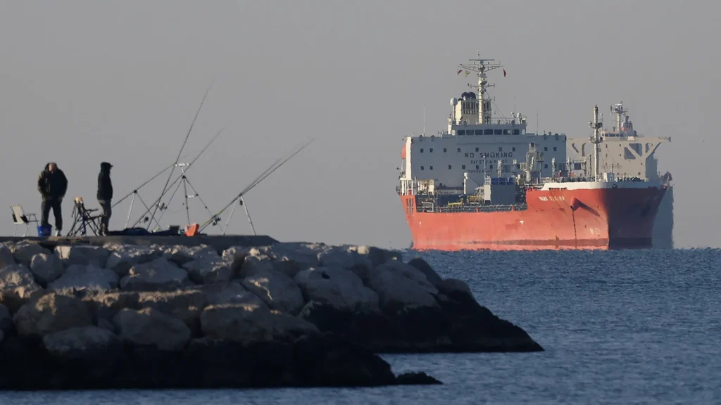 Petróleo despenca após trégua entre EUA e Irã