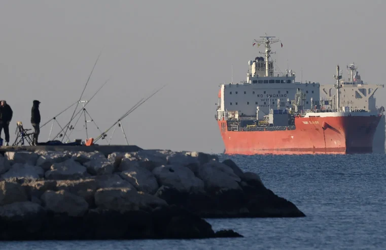 Petróleo despenca após trégua entre EUA e Irã