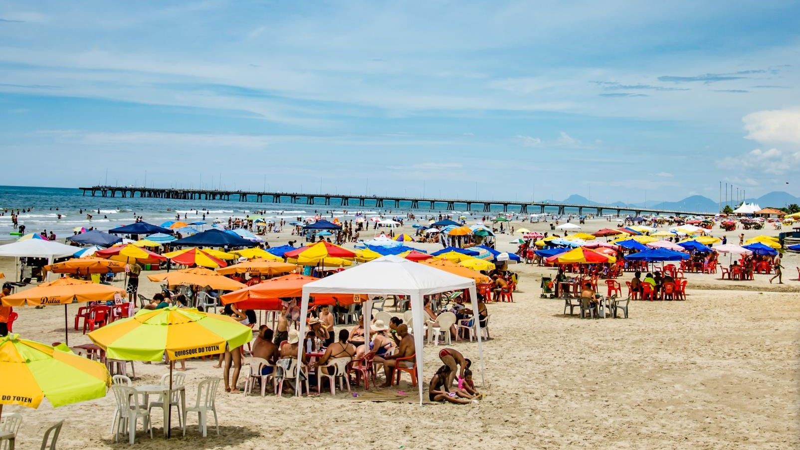 Praia do Agenor de Campos é destino favorito em Mongaguá