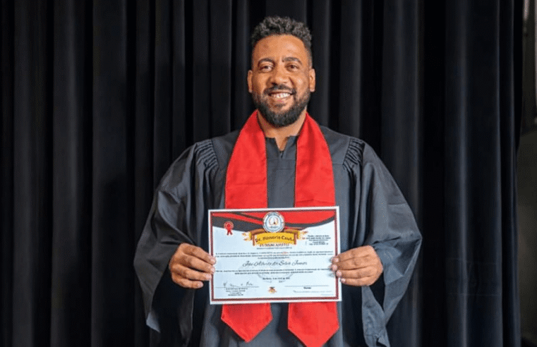 Capoeirista sebastianense recebe título de Doutor Honoris Causa em