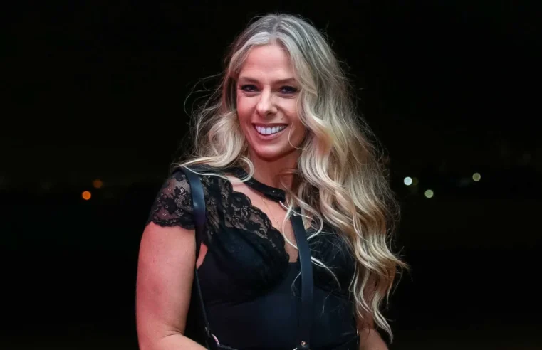Adriane Galisteu desvenda mistério da relação com Silvio Santos